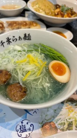 念願の千葉らぁ麺の青いラーメン！