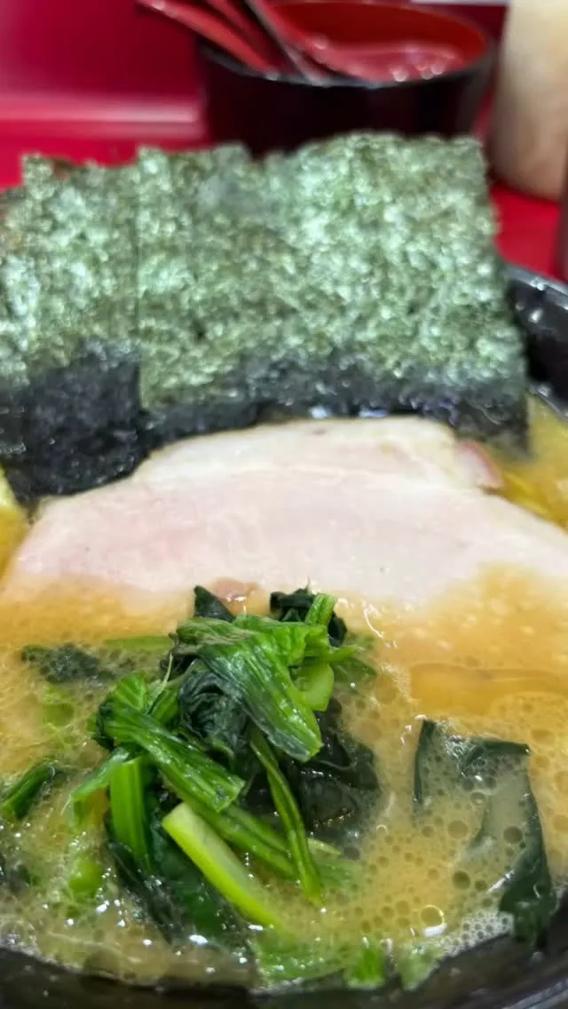 昨日カミさんから杉田家さんに行って来たと写メが来たので負けじ...