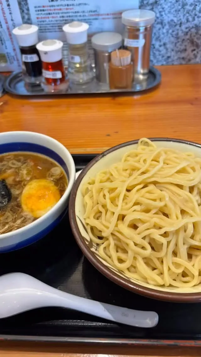 暑いのでとみた食堂さんで盛りそば！