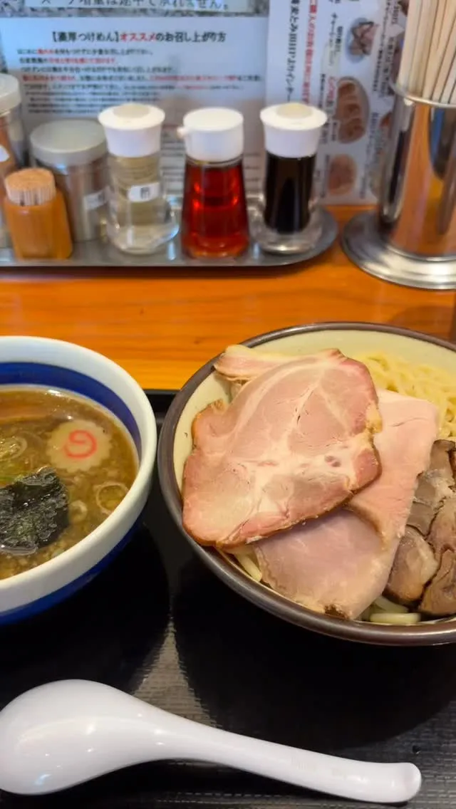 二日酔いが辛かったけど、エガちゃんねるとかキムタクのYouT...