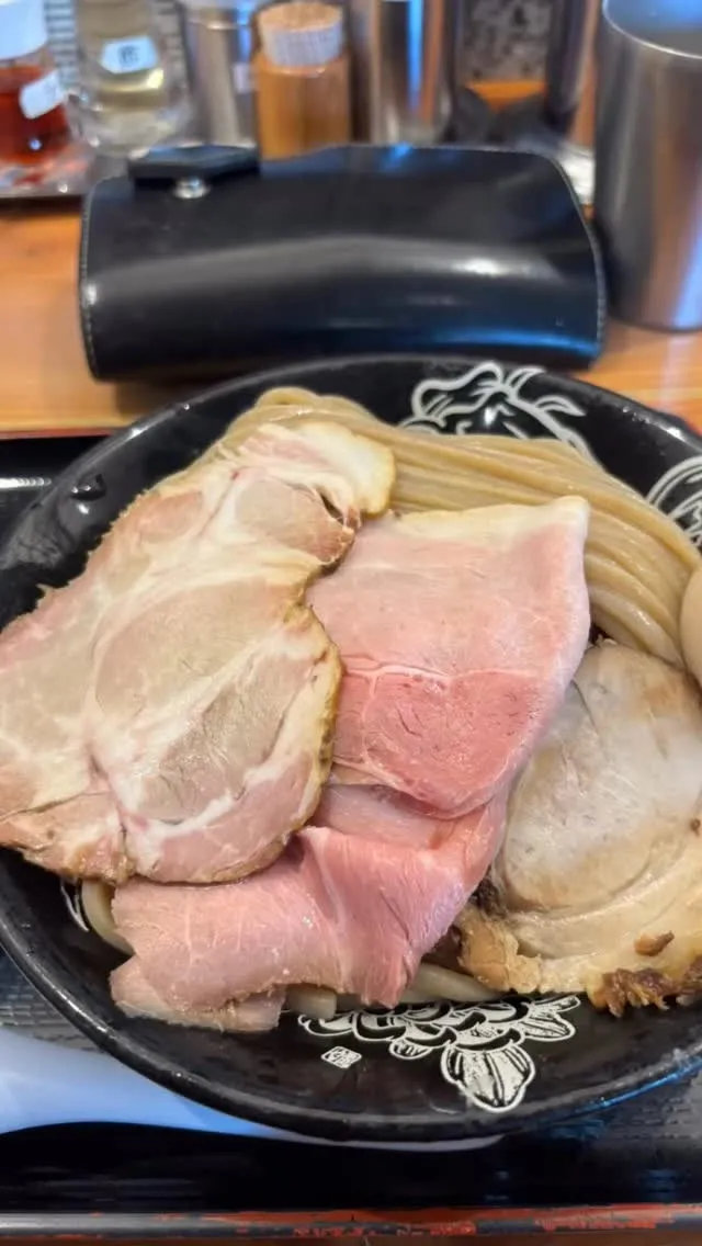 富田食堂さんで今年初つけ麺。